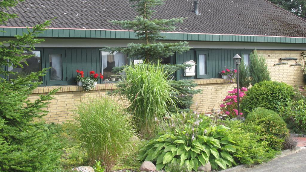 Gaestehaus Carstens Friedrichstadt Exterior photo